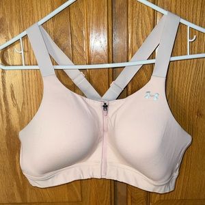Under Armour Sports Bra - 38C